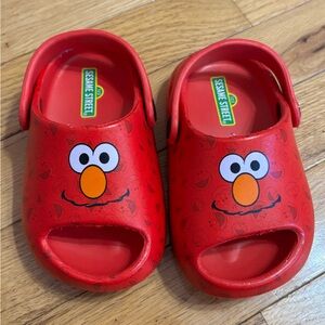 Elmo Sandals